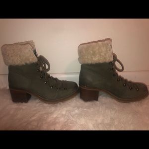 Steve Madden Olive green heeled boots 8 1/2